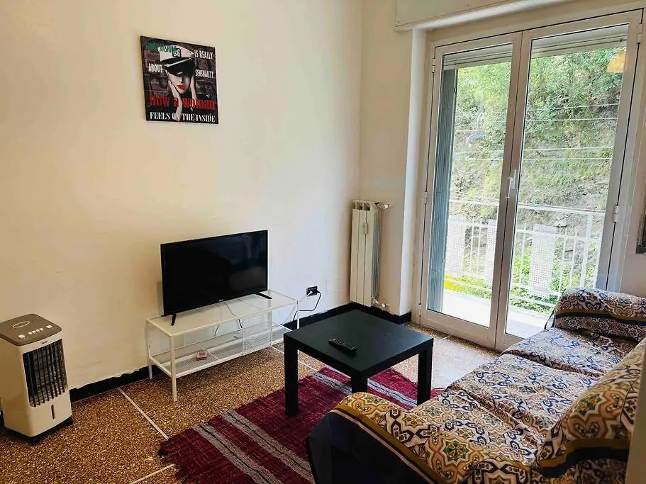 Entire 3 Bed Rooms Apartment,Centrum contacts