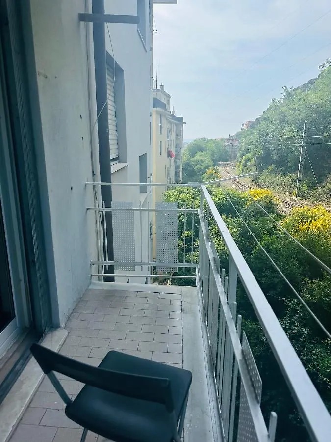Entire 3 Bed Rooms Apartment,Centrum Genoa Italy