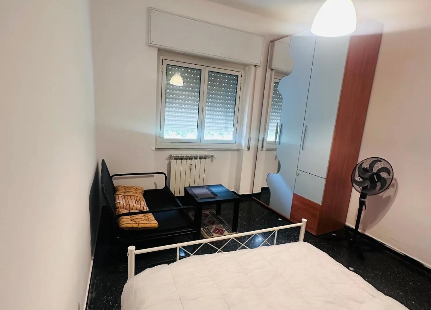 Entire 3 Bed Rooms Apartment,Centrum Genoa 0*,
