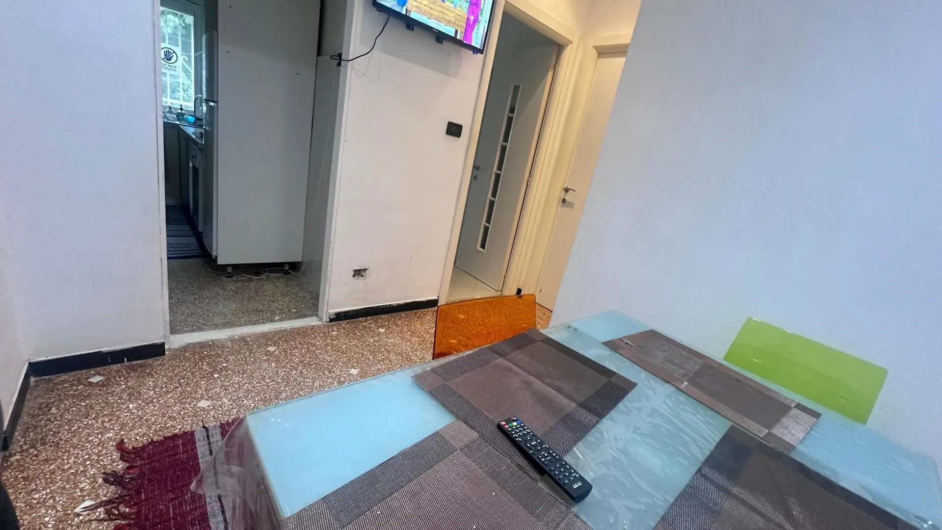 Apartment Entire 3 Bed Rooms Apartment,Centrum Genoa